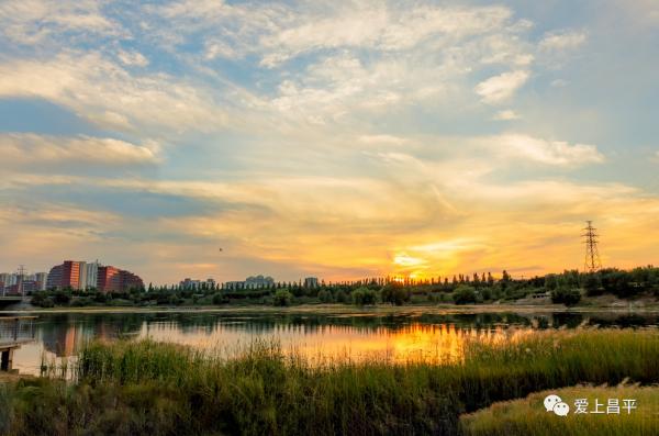 中秋好天氣,秋高氣爽爬山賞花過佳節! 中秋好天氣,秋高氣爽爬山賞花過佳節!