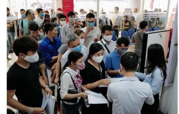 2021,越南普通老百姓的眾生相:失業,潦倒,返鄉,迷茫 2021,越南普通老百姓的眾生相:失業,潦倒,返鄉,迷茫