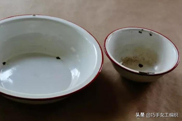 把廢舊的盤子碟子用這個方法摞起來，沒想到收納太強大了