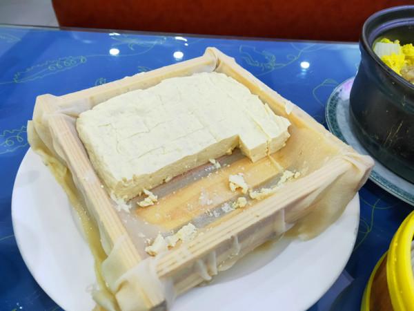 曬老兩口豐盛早餐,滿滿一桌真解饞,網友:勤儉節約不浪費,點贊 曬老兩口豐盛早餐,滿滿一桌真解饞,網友:勤儉節約不浪費,點贊