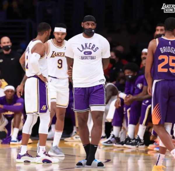 鐵人?37歲詹皇官宣將帶傷滅馬刺衝7連勝!勒布朗字典裡沒有輪休 鐵人?37歲詹皇官宣將帶傷滅馬刺衝7連勝!勒布朗字典裡沒有輪休