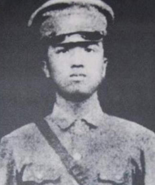 黃埔四期的紅軍軍長,其軍事才華或勝於林彪,毛主席麾下第一愛將 黃埔四期的紅軍軍長,其軍事才華或勝於林彪,毛主席麾下第一愛將