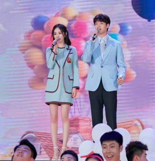 楊冪前夫劉愷威和緋聞男友魏大勳機場相遇，這大概是最尷尬的偶遇