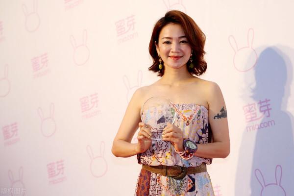 我猜系列:阿雅和小s的姐妹情,神秘的丈夫是誰? 我猜系列:阿雅和小s的姐妹情,神秘的丈夫是誰?