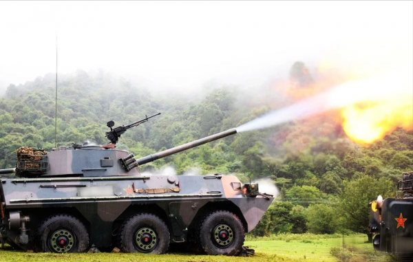 一分鐘落下10發炮彈：中國迫榴炮能打步兵能打坦克，曾踢館俄軍