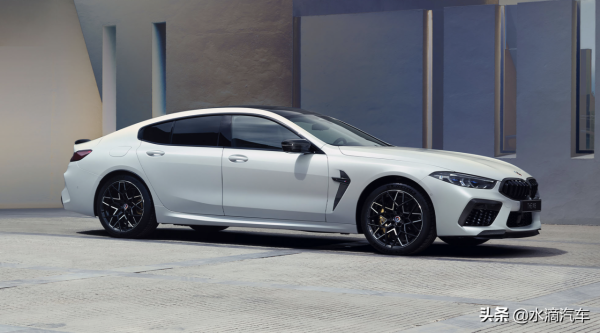 售196&period;8萬起，3&period;3秒破百！能否稱為最快寶馬？2022款寶馬M8上市