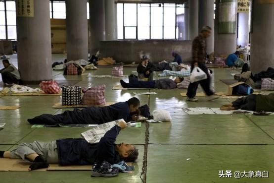 日本最繁華的街,藏著最大的貧民窟!看看日本社會底層生活的地方 日本最繁華的街,藏著最大的貧民窟!看看日本社會底層生活的地方