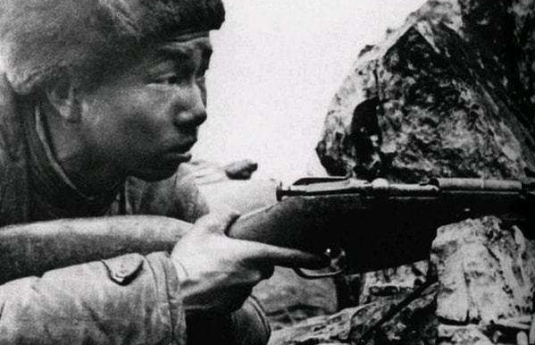 抗美援朝勝利在即，主席力排眾議，急調二十四萬大軍奔赴前線