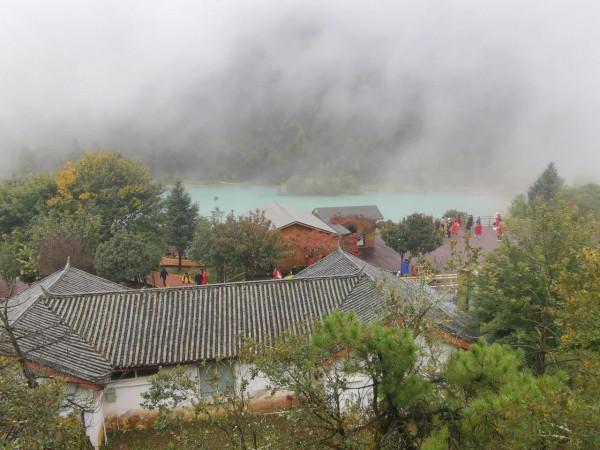 人間仙境——玉龍雪山之藍月谷