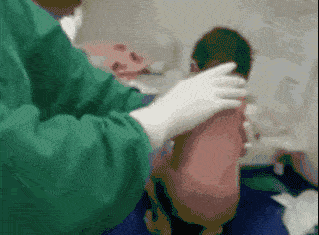 【榕哥烙科】第385期:嬰兒為啥喜歡“投降”睡姿? 【榕哥烙科】第385期:嬰兒為啥喜歡“投降”睡姿?