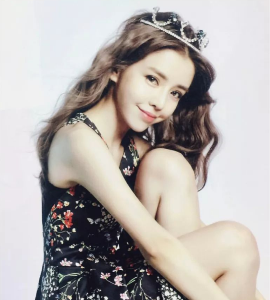 花13年整成可愛女人,為上位甘當備胎,“女海王”李毓芬究竟圖啥 花13年整成可愛女人,為上位甘當備胎,“女海王”李毓芬究竟圖啥