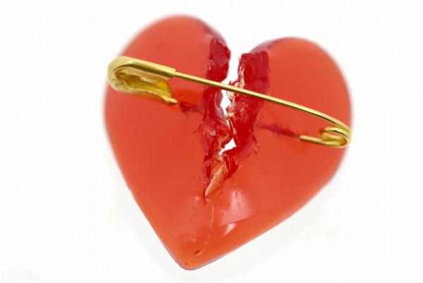 我的人生以悲劇開始，以慘淡收場