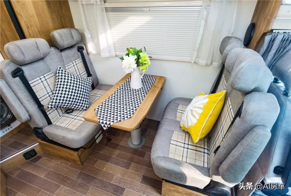 火星車也能住人了？還帶智慧黑科技？火星2號同名房車精彩詳解