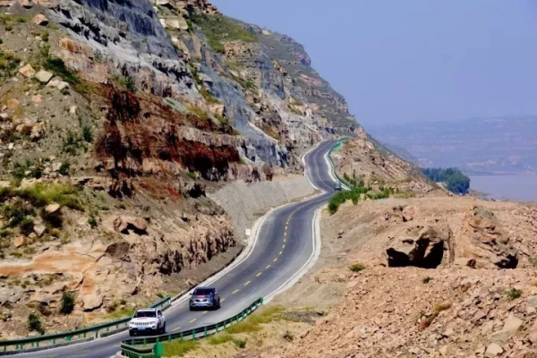 沿途皆如天堂!這10條深秋路線,去過一半就邂逅中國大半的美 沿途皆如天堂!這10條深秋路線,去過一半就邂逅中國大半的美