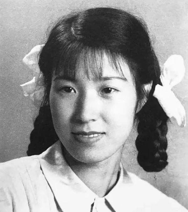 末代貴妃李玉琴,被俘後,在八路軍部隊的那些日子 末代貴妃李玉琴,被俘後,在八路軍部隊的那些日子