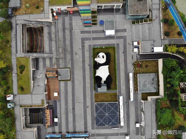 “大黃鴨之父”在中國建了座全球最重大熊貓雕塑:130噸重26米長 “大黃鴨之父”在中國建了座全球最重大熊貓雕塑:130噸重26米長