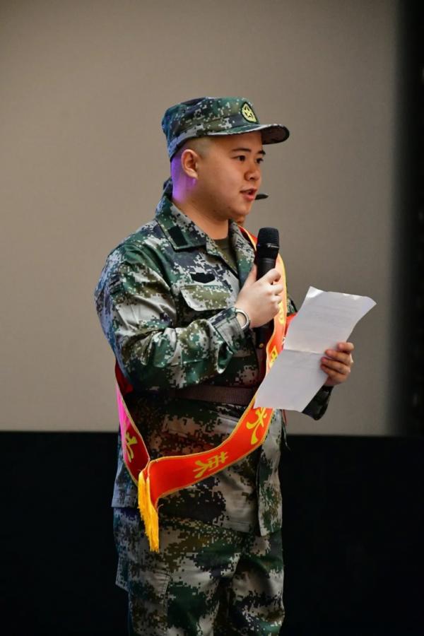 超帥！北京6位學霸軍人：服役於陸軍、火箭軍，還都來自同一所大學！