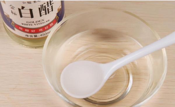 鍋底油汙又厚又髒，“去汙神器”也沒用？這些不花錢的方法更管用