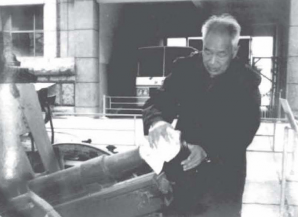 1995年，山西老頭去首都訪友，楊成武派軍車全程護送，他是誰？