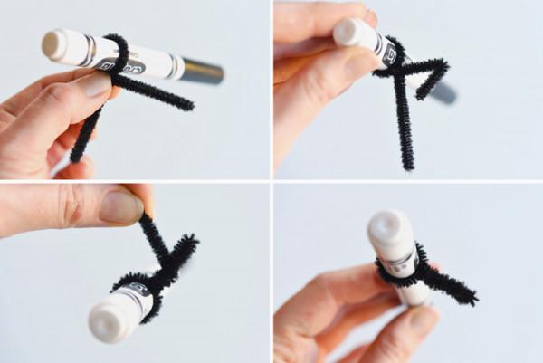 扭扭棒配合彩紙做的小木偶，簡單又可愛，幼兒園小朋友的最愛