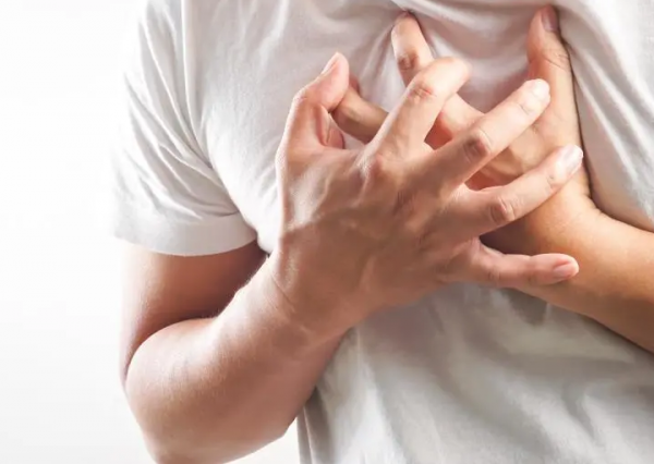 胃痛、心痛，傻傻分不清，可以如何進行區分呢？