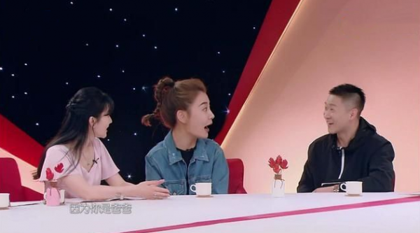 “人心不足蛇吞象”,曹雲金、郭德綱一個向左一個向右 “人心不足蛇吞象”,曹雲金、郭德綱一個向左一個向右