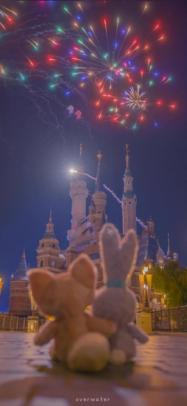 浪漫夢幻的冬日迪士尼攝影桌布，這也太治癒了