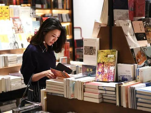 我愛翻書聞書香