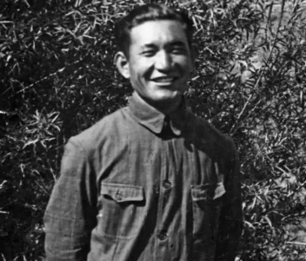 “紅都名醫”金茂嶽為江青接生，毛主席特別叮囑：不要特殊照顧她