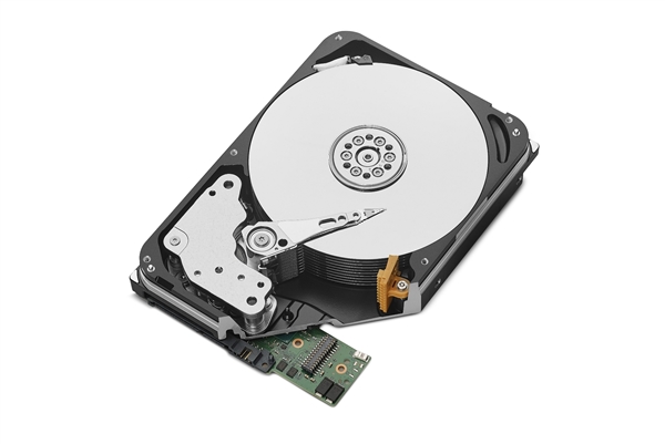 希捷釋出銀河X20、酷狼Pro 20TB硬碟：10碟封裝、超高可靠性