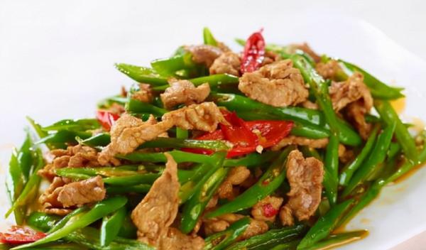 青椒炒肉只學一招,多放一勺“它”,鮮嫩入味,香辣下飯 青椒炒肉只學一招,多放一勺“它”,鮮嫩入味,香辣下飯