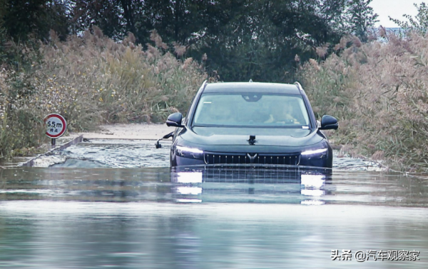 &OpenCurlyDoubleQuote;小電驢&rdquo;都在用輪轂電機，新能源汽車為啥不用？