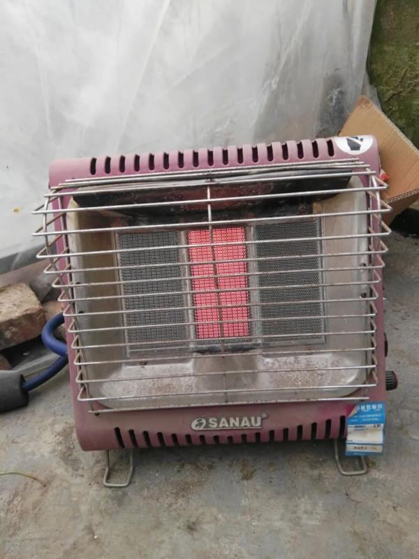 用太陽能熱水器給暖棚增溫,沒想到結果這樣。說說曾經的嘗試 用太陽能熱水器給暖棚增溫,沒想到結果這樣。說說曾經的嘗試