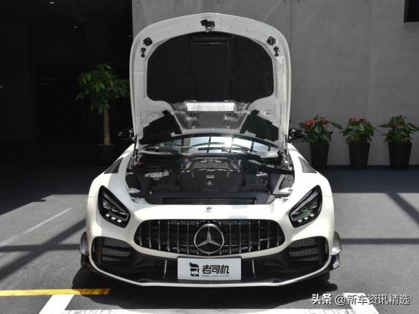 效能“暴徒”,V8發動機,585馬力,實拍賓士AMG GT 效能“暴徒”,V8發動機,585馬力,實拍賓士AMG GT