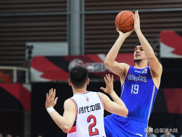 正式離隊！歐洲超級外援重返CBA，廣東北京快搶人