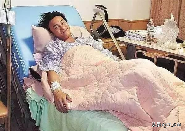 “大玩家歌神”陳奕迅：為何會被徐濠縈拿捏得死死的？