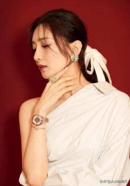 8位女星的完美“側顏殺”,劉亦菲第二,誰敢排第一? 8位女星的完美“側顏殺”,劉亦菲第二,誰敢排第一?