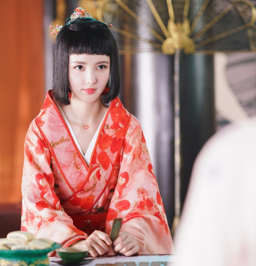 公主切髮型不要輕易留!高圓圓經典,趙麗穎甜美,楊冪翻車 公主切髮型不要輕易留!高圓圓經典,趙麗穎甜美,楊冪翻車