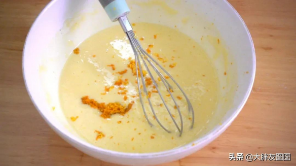 橙子皮別扔,用來做蛋糕絕了,柔軟蓬鬆,香味四溢 橙子皮別扔,用來做蛋糕絕了,柔軟蓬鬆,香味四溢