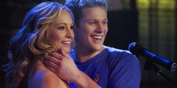 《吸血鬼日記》演員們現實中的另一半，你最看好哪一對？