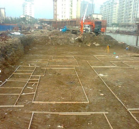 一棟房子是怎樣從基礎到封頂做起來的