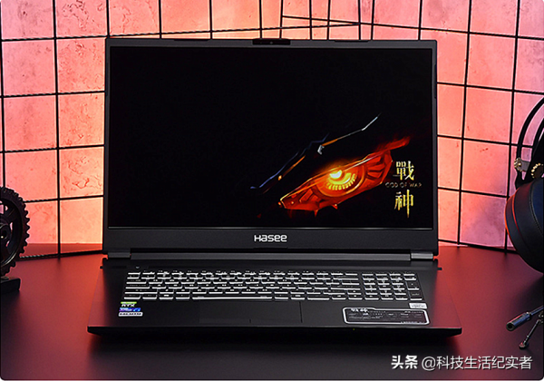 圍觀！五款最強的17.3寸遊戲本：輕薄炫酷，效能強悍，為遊戲而生