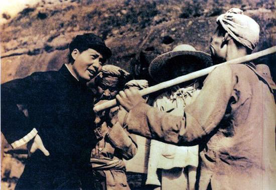 1945年重慶談判,戴季陶出言譏諷毛主席,毛主席一番話後全場鼓掌 1945年重慶談判,戴季陶出言譏諷毛主席,毛主席一番話後全場鼓掌