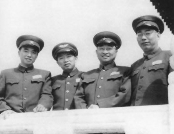 解放兩廣,陳賡兩次違抗林彪下達的軍令,毛主席得知後如何處置? 解放兩廣,陳賡兩次違抗林彪下達的軍令,毛主席得知後如何處置?