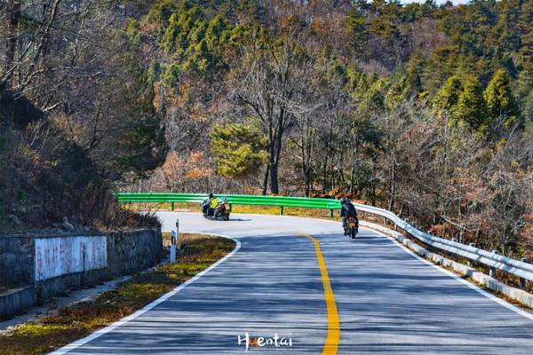 再過半個月,安徽一地將迎來震撼秋色,沿途免費適合自駕 再過半個月,安徽一地將迎來震撼秋色,沿途免費適合自駕