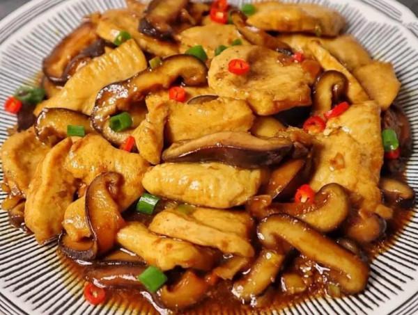 今天老公發小來家裡吃飯，150元做四菜一湯，比外面買的實惠多了