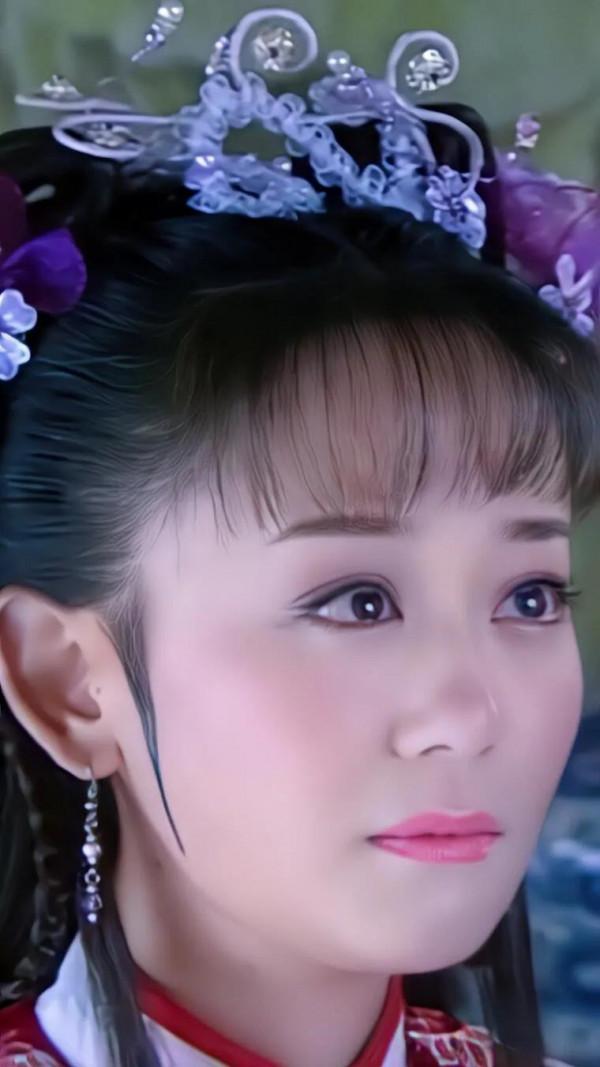 #新還珠格格 #海陸 # 飾演夏紫薇 喜歡的點點關注，支援下