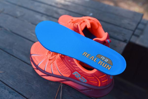 體驗跑步的樂趣-R2雲跑緩減震馬拉松長跑網面運動鞋 體驗跑步的樂趣-R2雲跑緩減震馬拉松長跑網面運動鞋