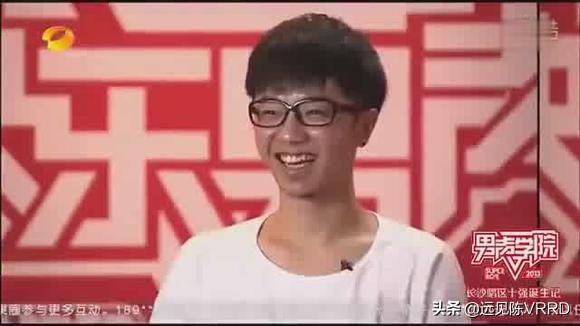 “火星男孩”華晨宇,和他靠著“不食人間煙火”人設乾的事兒 “火星男孩”華晨宇,和他靠著“不食人間煙火”人設乾的事兒
