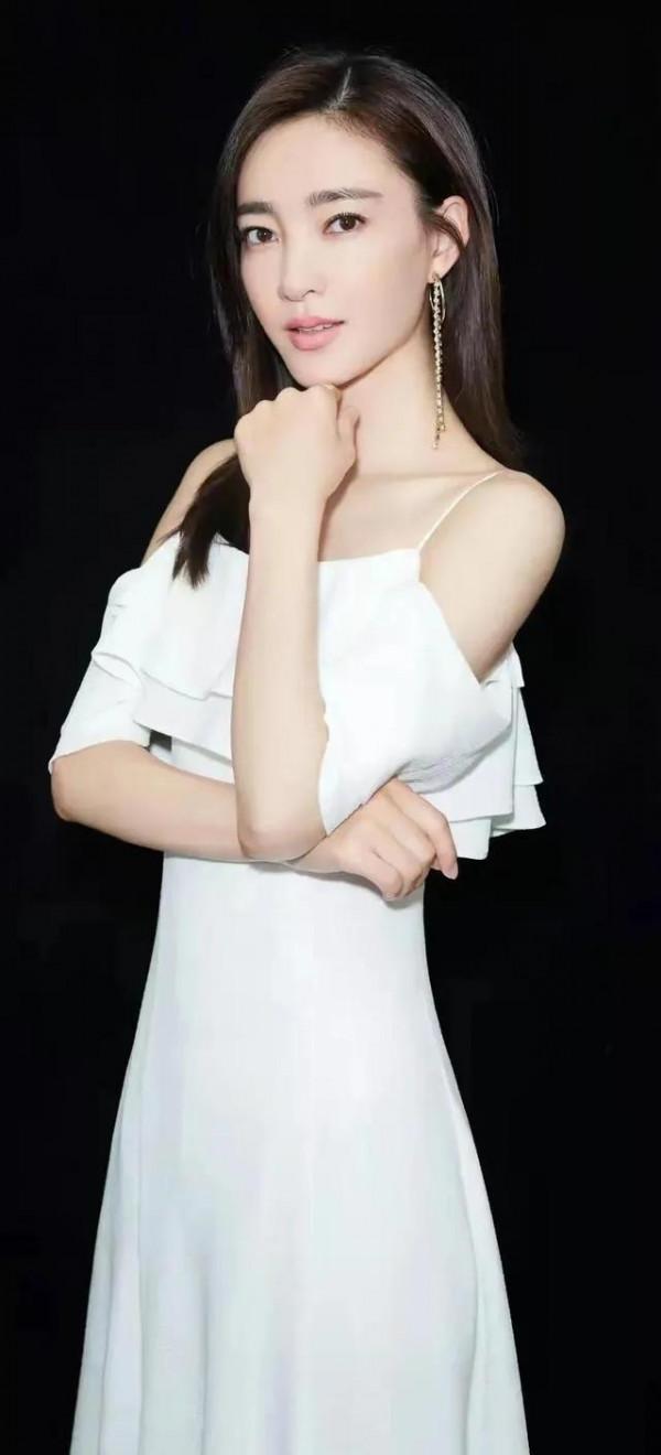 素顏女神王麗坤美圖｜最美妲己｜真是天生麗質呀